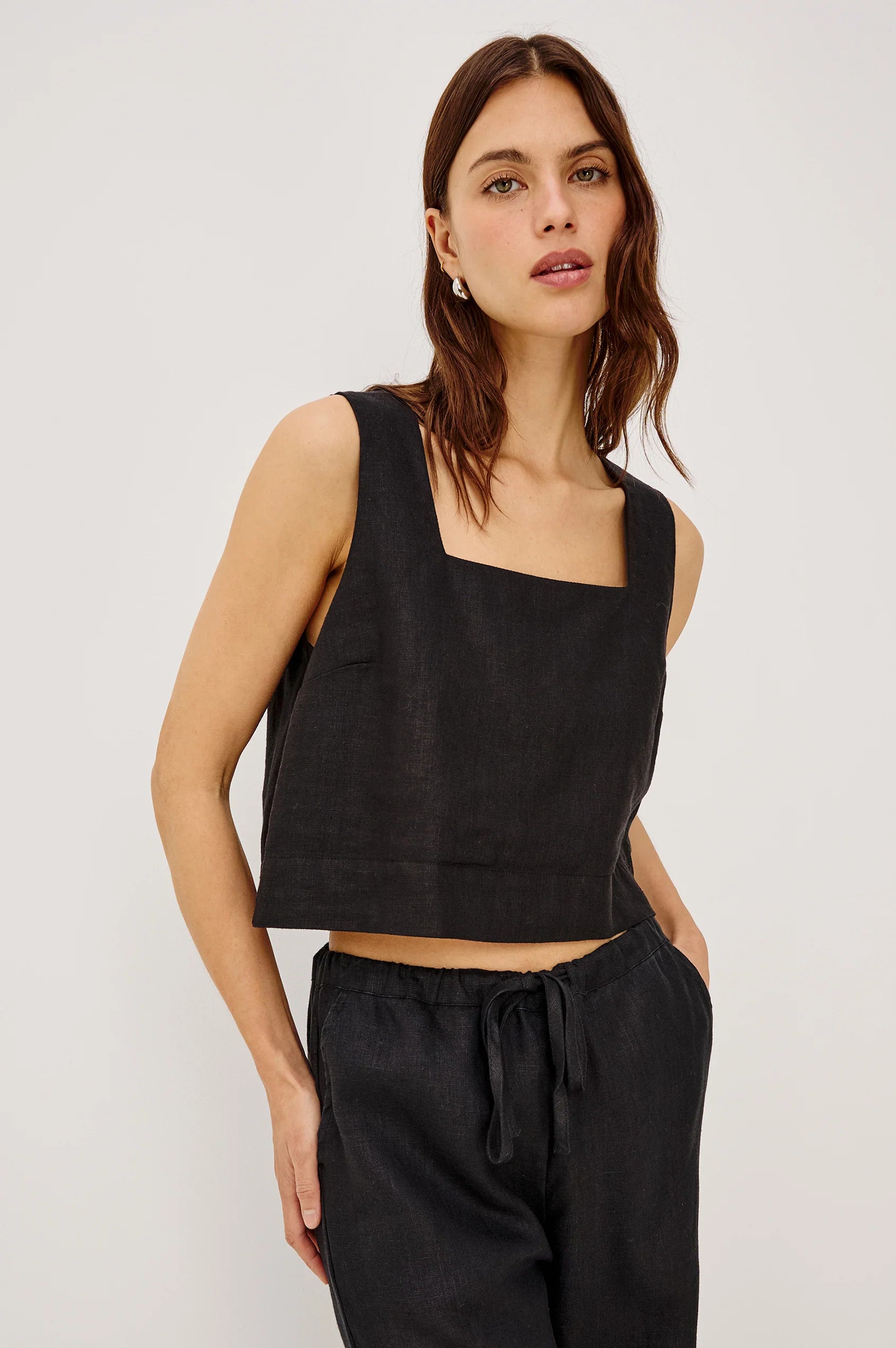 Akira Top