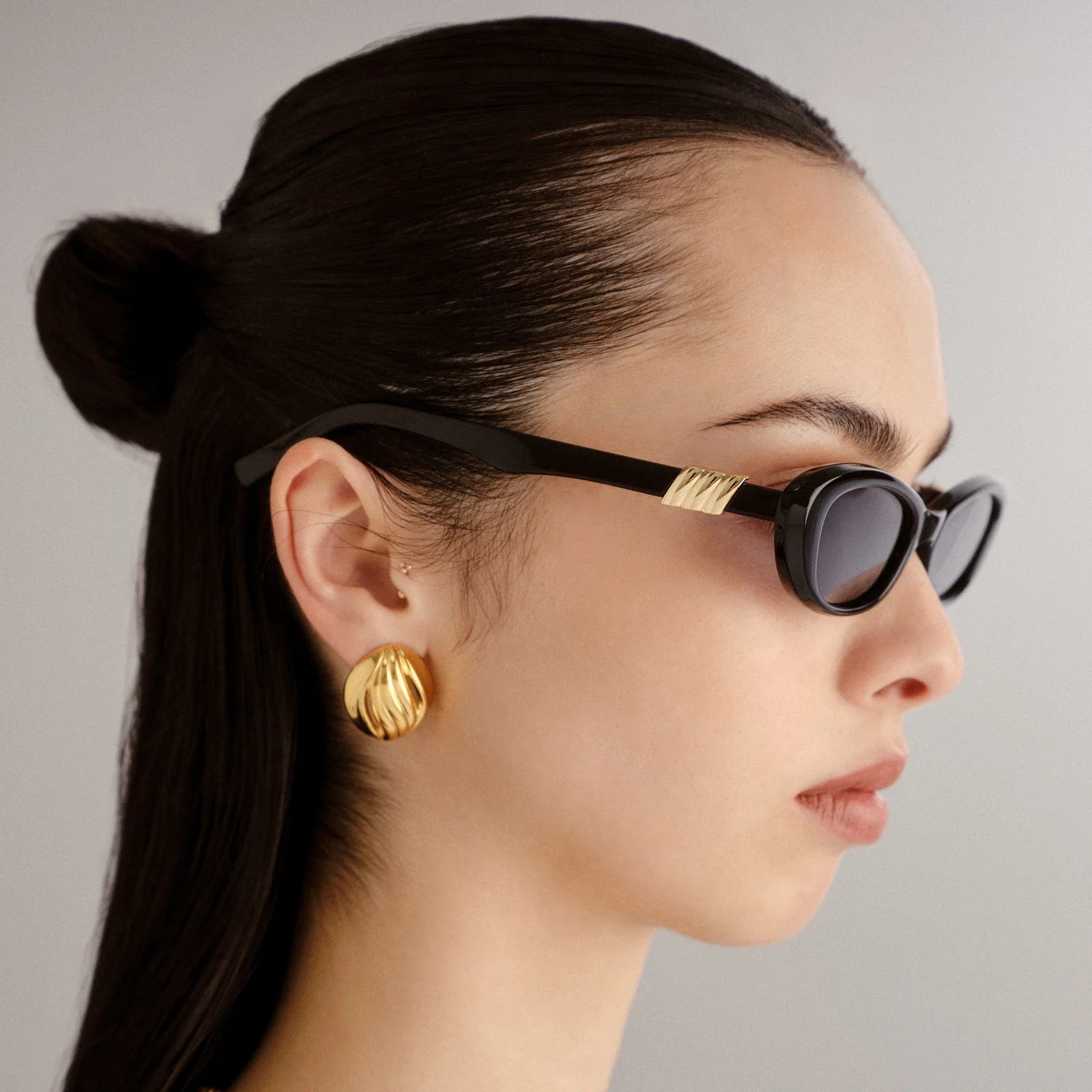 The Whisperer Black Polarized Sunglasses