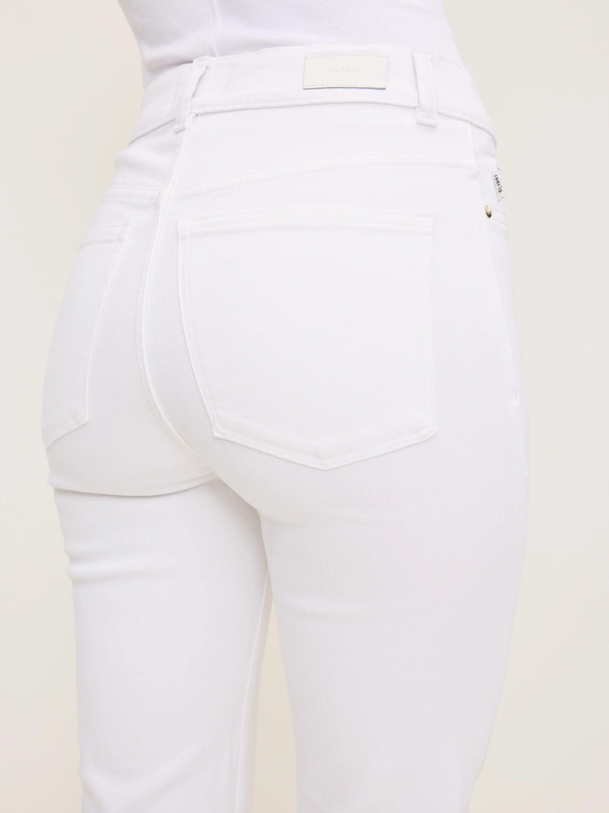 Halle Straight High Rise Instasculpt™ 29" Jeans