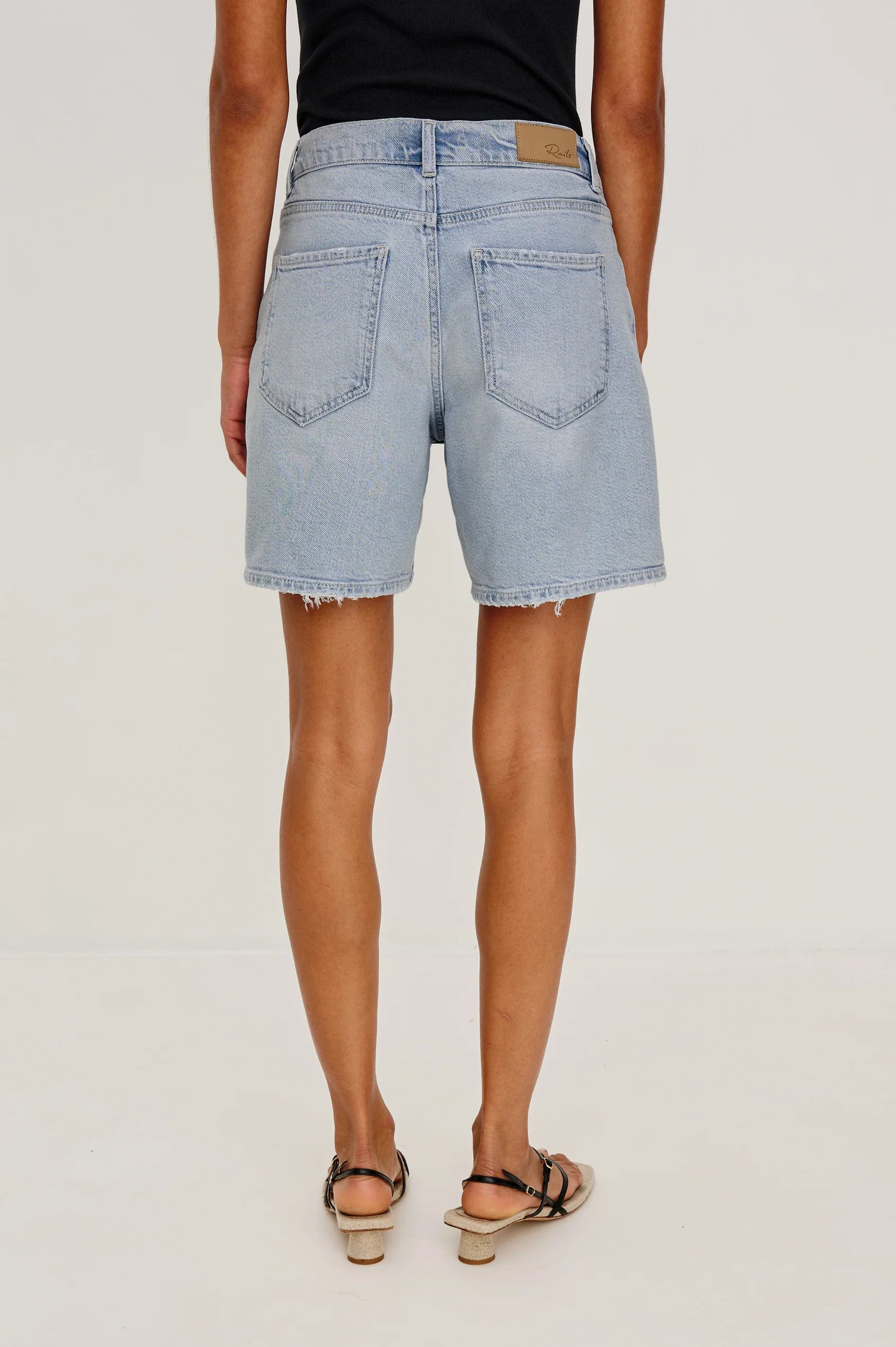 Dume Short