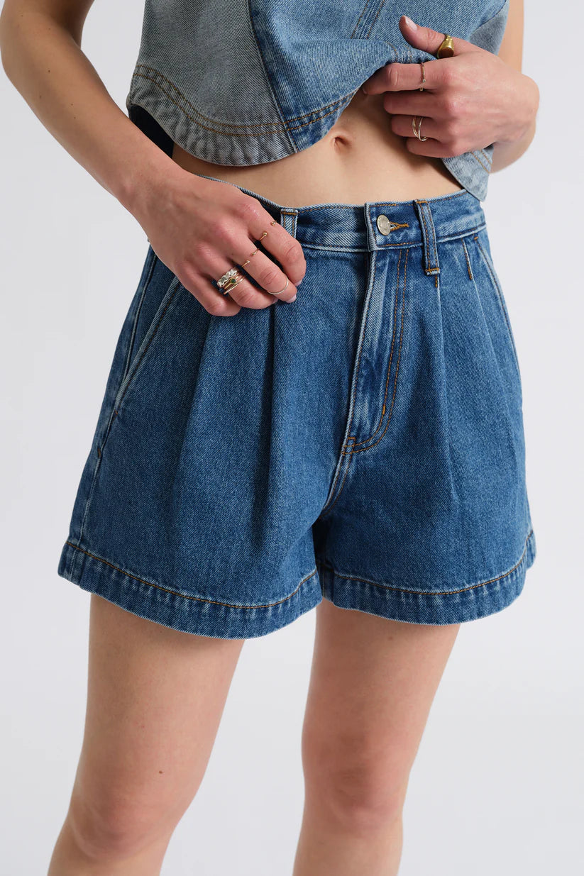 Coronado Pleated Short