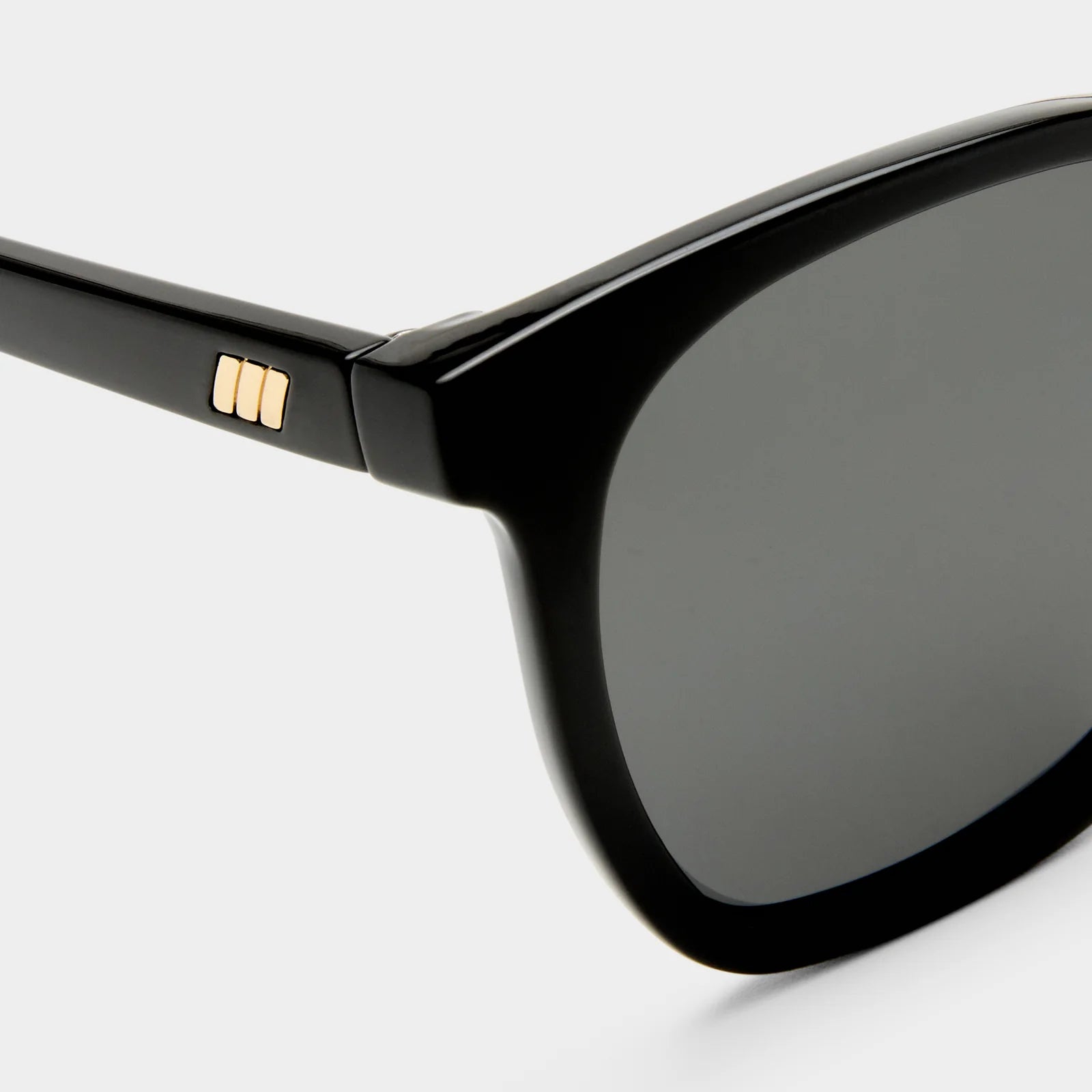 Nirvana Black Polarized Sunglasses