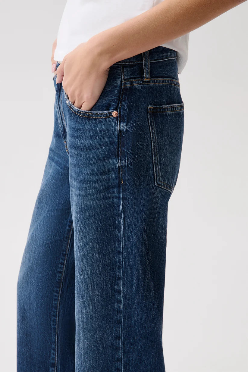 Lexi Mid Rise Bowed Straight Jean