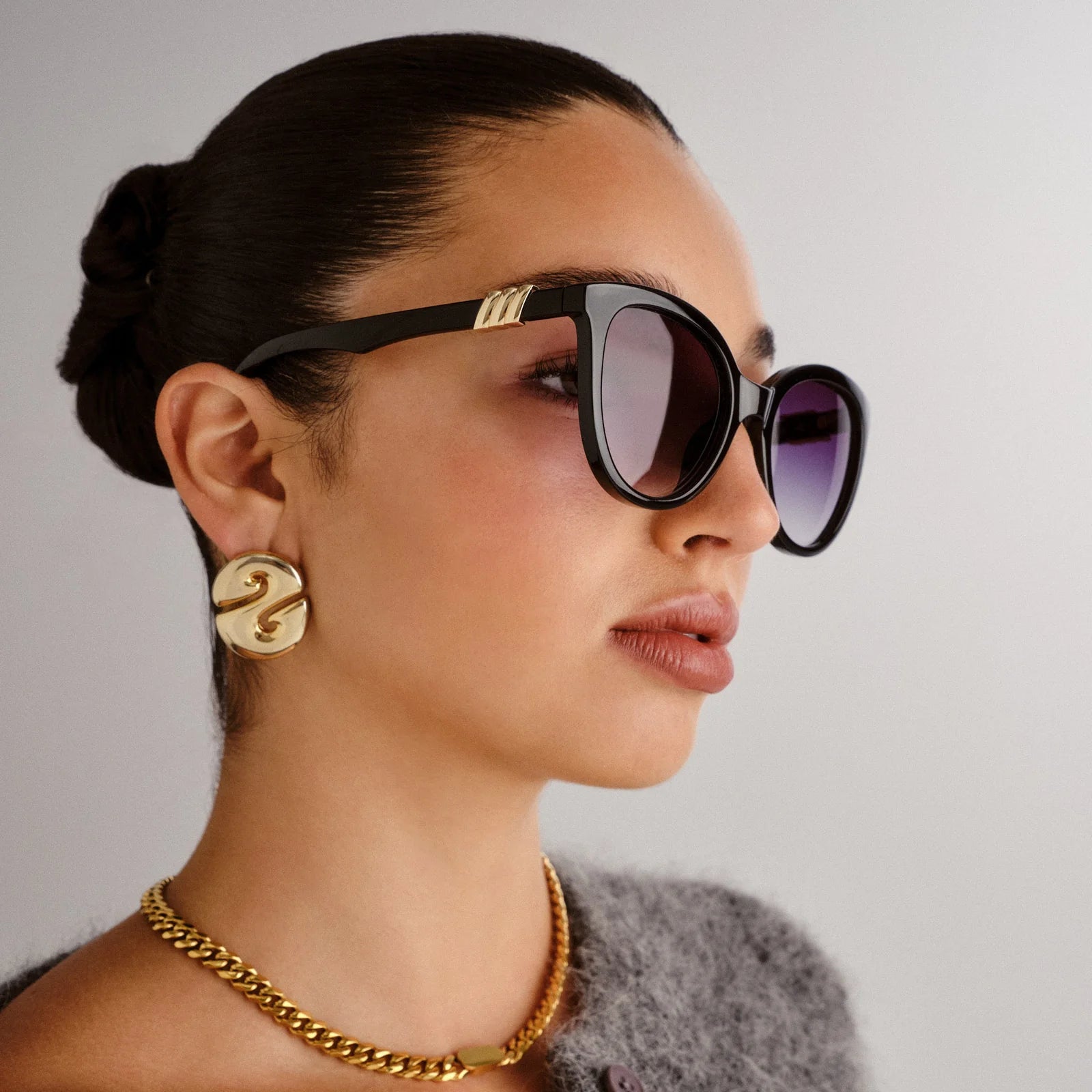 The Muse Black Sunglasses
