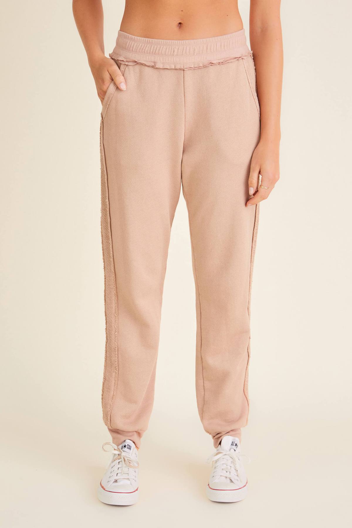 Eclipse Seamed Sweatpant